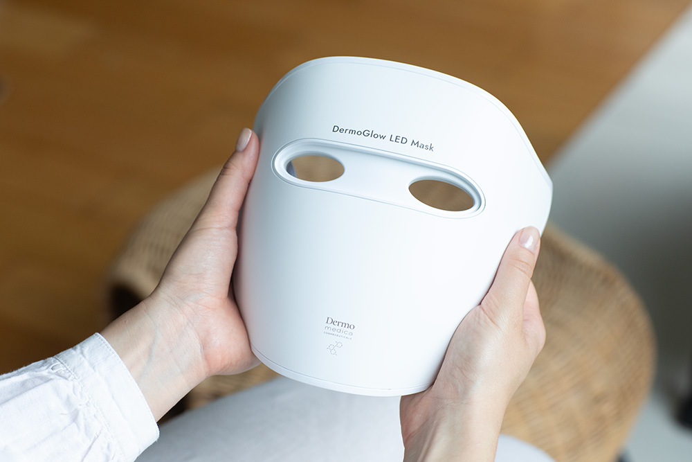 Dermomedica DermoGlow LED Mask Inteligentna terapia światłem LED 1 szt