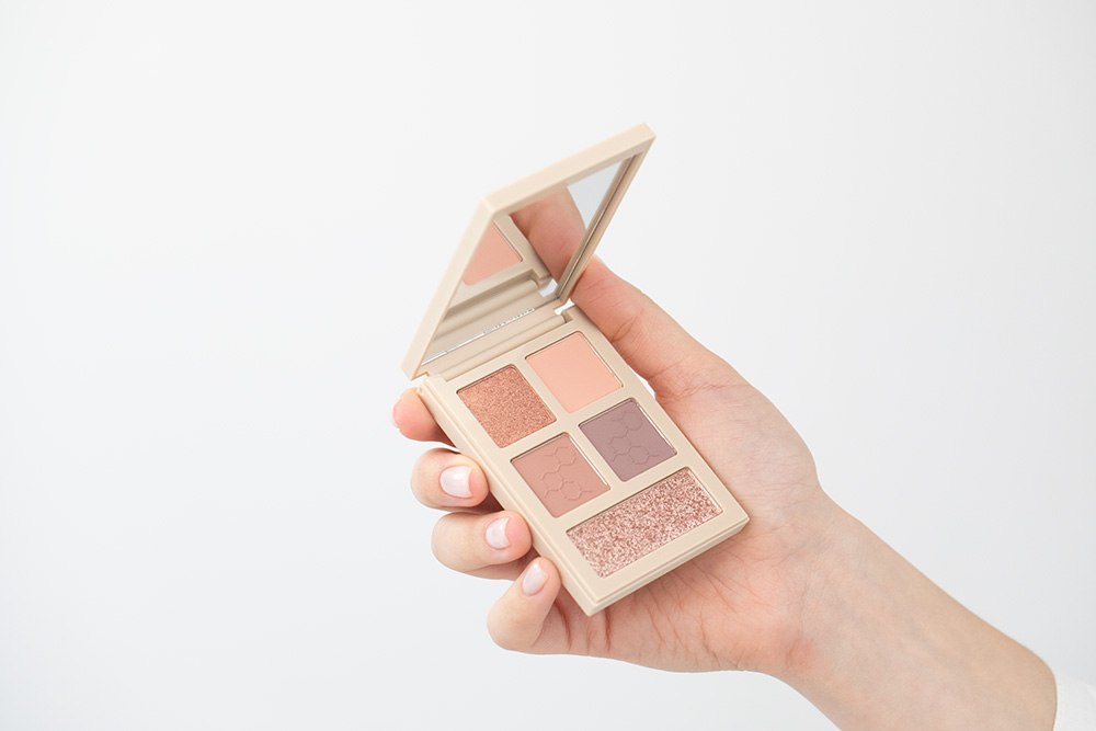 Dermomedica Eyeshadow Palette Paleta cieni do powiek (kolor Natural Soft) 6,5 g