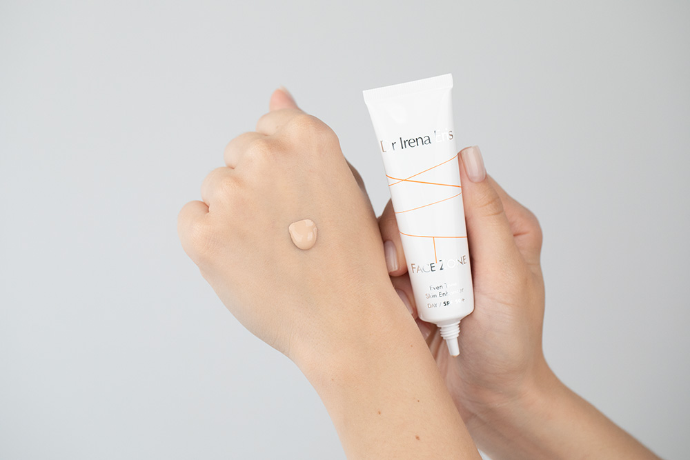 Dr Irena Eris Face And Eyes Zone ZESTAW Tonujący krem 30 ml + Krem korygujący cienie i obrzęki pod oczami 15 ml