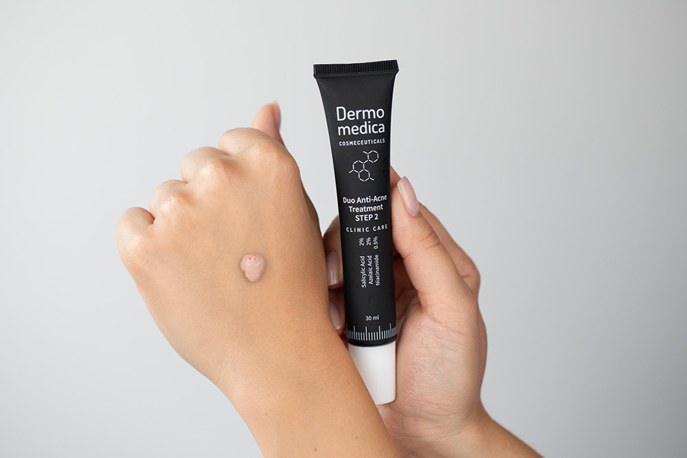 Dermomedica Snail B3 Serum + Duo Anti-Acne Treatment ZESTAW Serum z ekstraktem ze śluzu ślimaka, witaminą B3 (niacynamidem) i beta-glukanem 30 ml + Podwójna kuracja dla skóry trądzikowej 2 x 30 ml