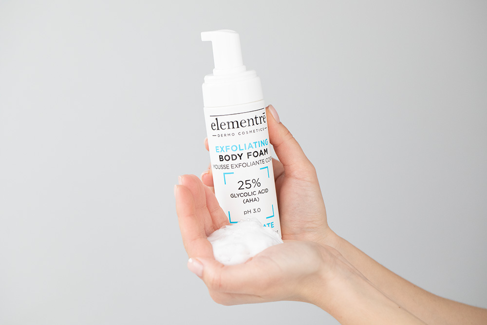 Elementre Exfoliating Body Foam Oczyszczająca pianka do ciała 120 ml