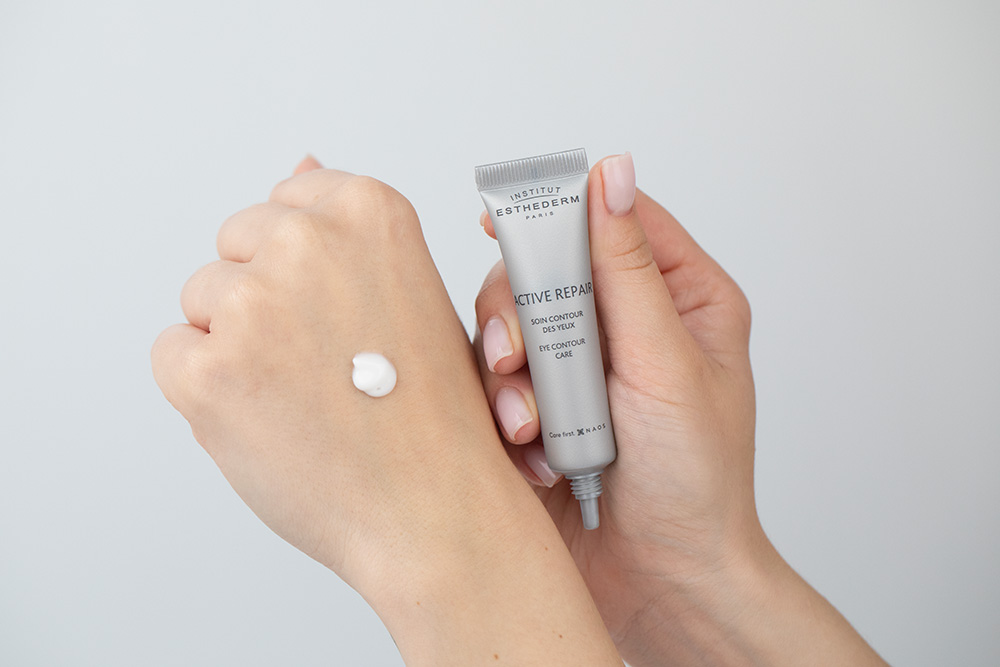 Esthederm Lift And Repair Set ZESTAW Krem 50 ml + Krem pod oczy 15 ml + Płatki pod oczy 2 szt