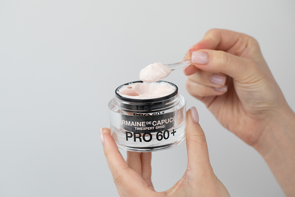 Germaine de Capuccini Deep Moisturising Routine 60+ ZESTAW Serum nawilżająco-wypełniające 30 ml + Krem intensywnie odżywczy dla skóry bardzo suchej 50 ml