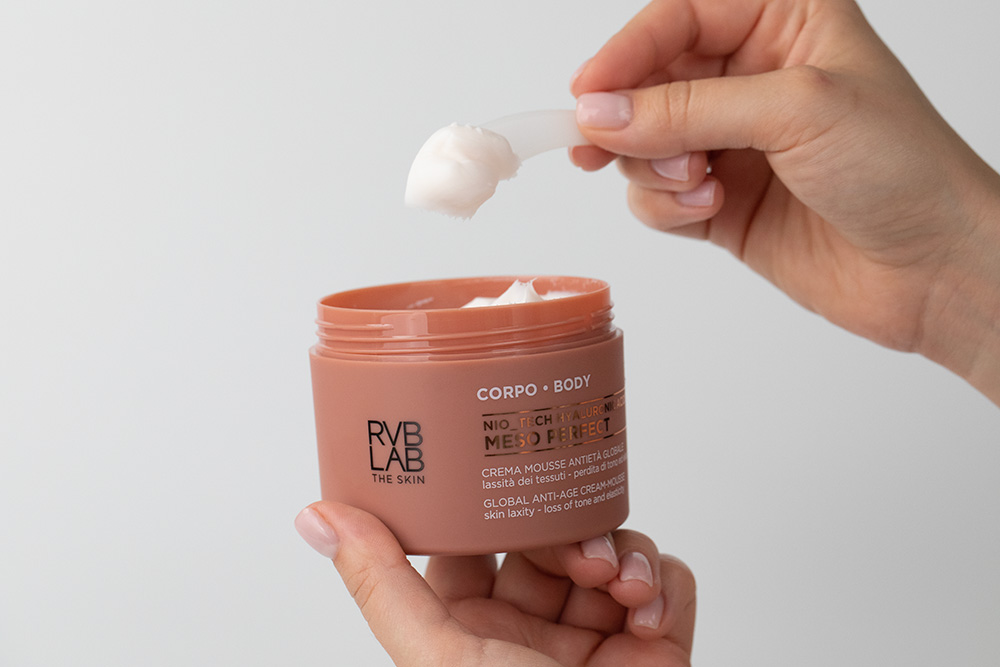 RVB LAB Make Up Global Anti - Age Cream - Mousse Przeciwstarzeniowy krem do ciała 200 ml