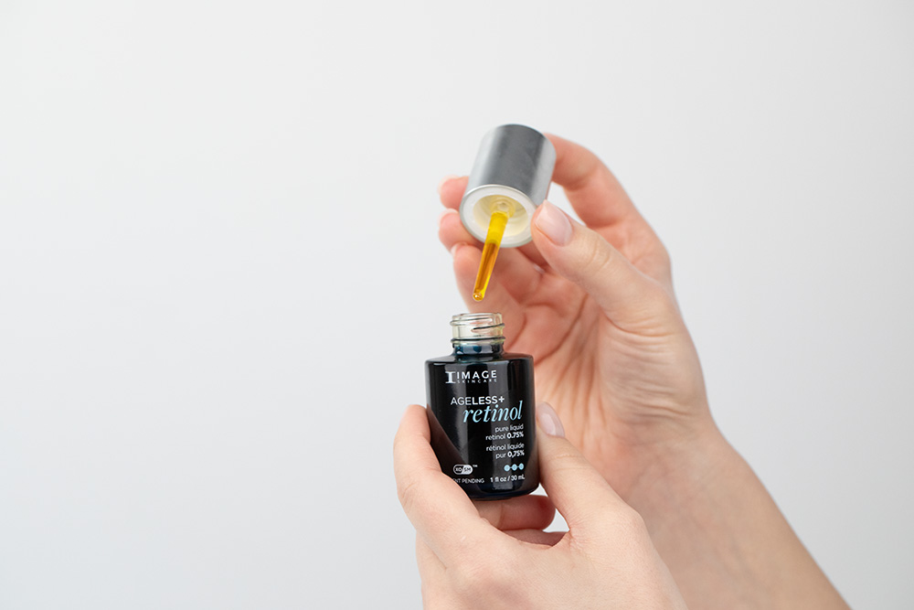 Image Skincare Pure Liquid Retinol 0,75% Serum olejowe z najwyższym stężeniem czystego retinolu 0,75% dla skóry tłustej i trądzikowej oraz z przebarwieniami 30 ml