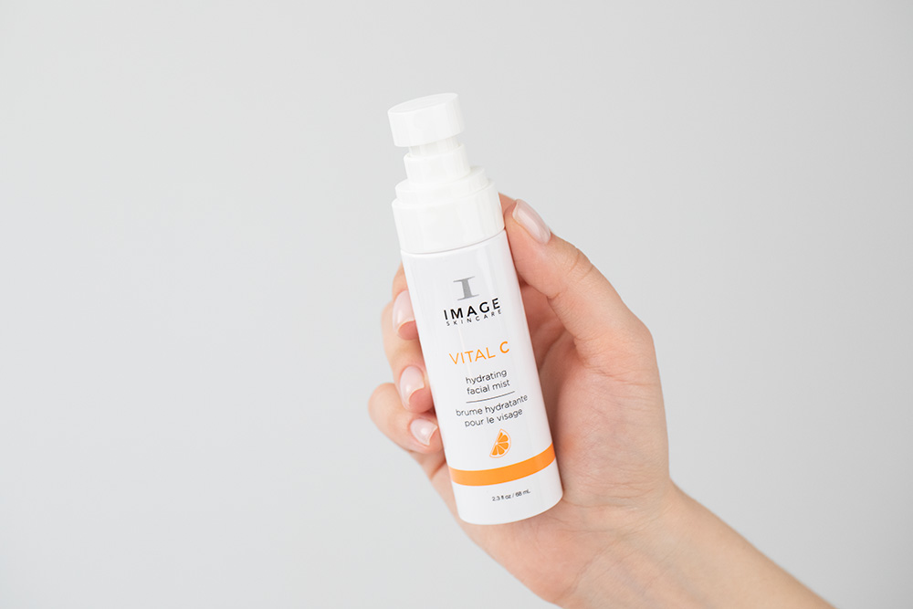 Image Skincare Vital C Hydrating Facial Mist Mgiełka antyoksydacyjna 68 ml