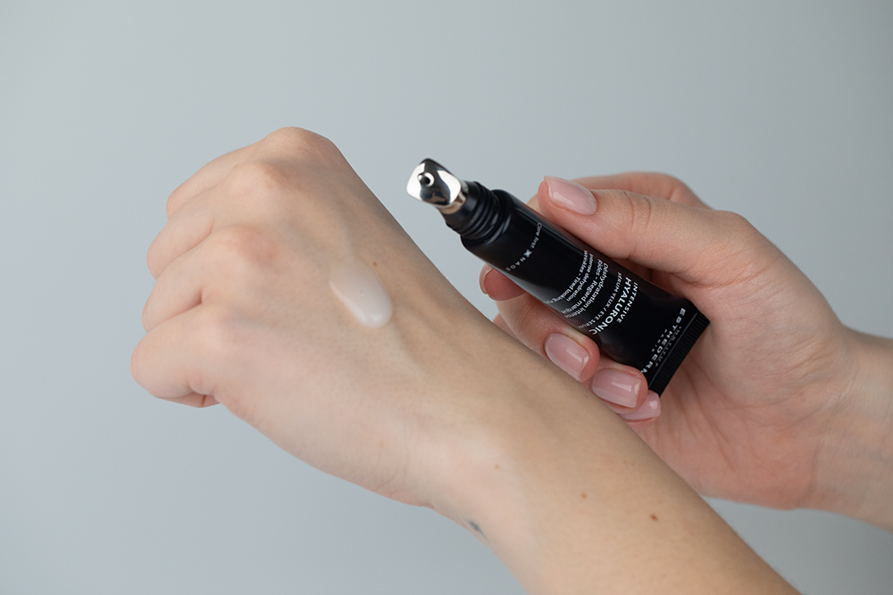 Esthederm Intensive Hyaluronic Set + Płyn micelarny GRATIS ZESTAW Płyn micelarny 200 ml + Żel pod oczy 15 ml + Krem nawilżający 1 szt