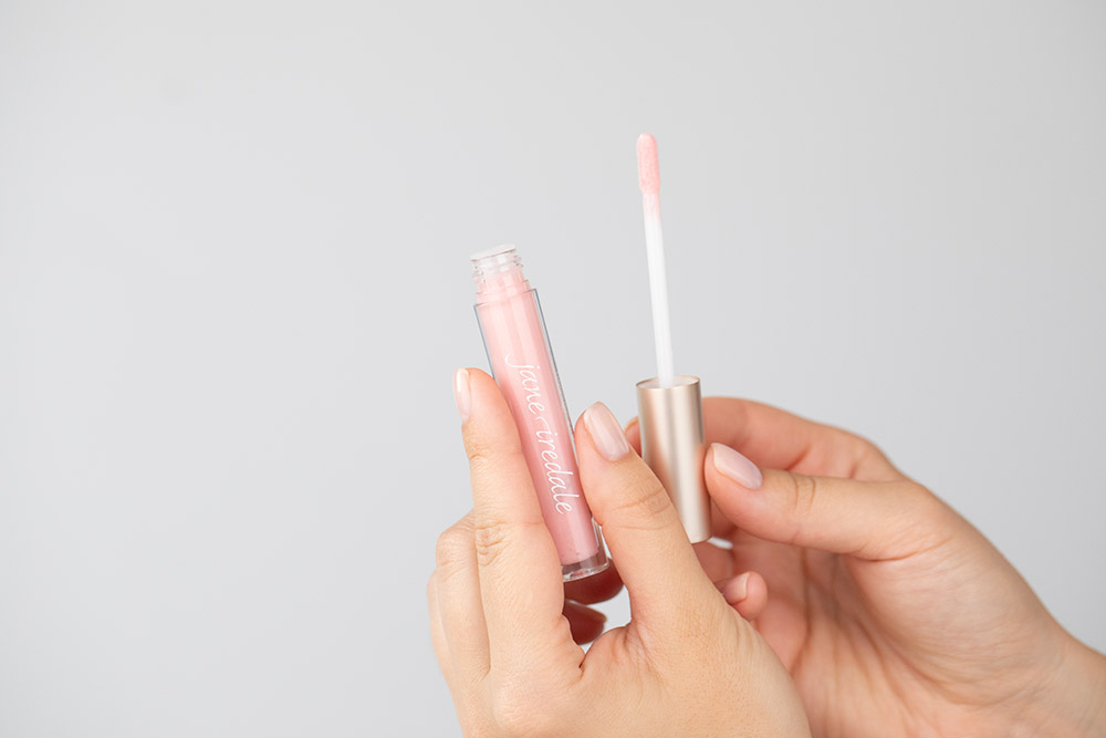 Jane Iredale HydroPure™ Hyaluronic Lip Gloss Regenerujący błyszczyk 3,75 ml (kolor Snow Berry)