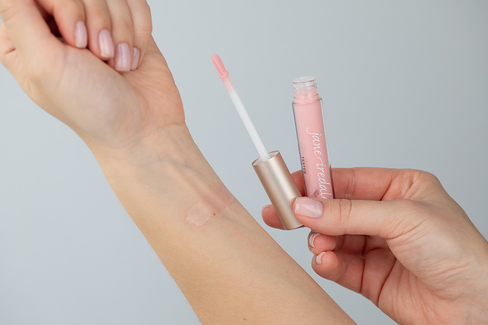 Jane Iredale HydroPure™ Hyaluronic Lip Gloss Regenerujący błyszczyk 3,75 ml (kolor Snow Berry)