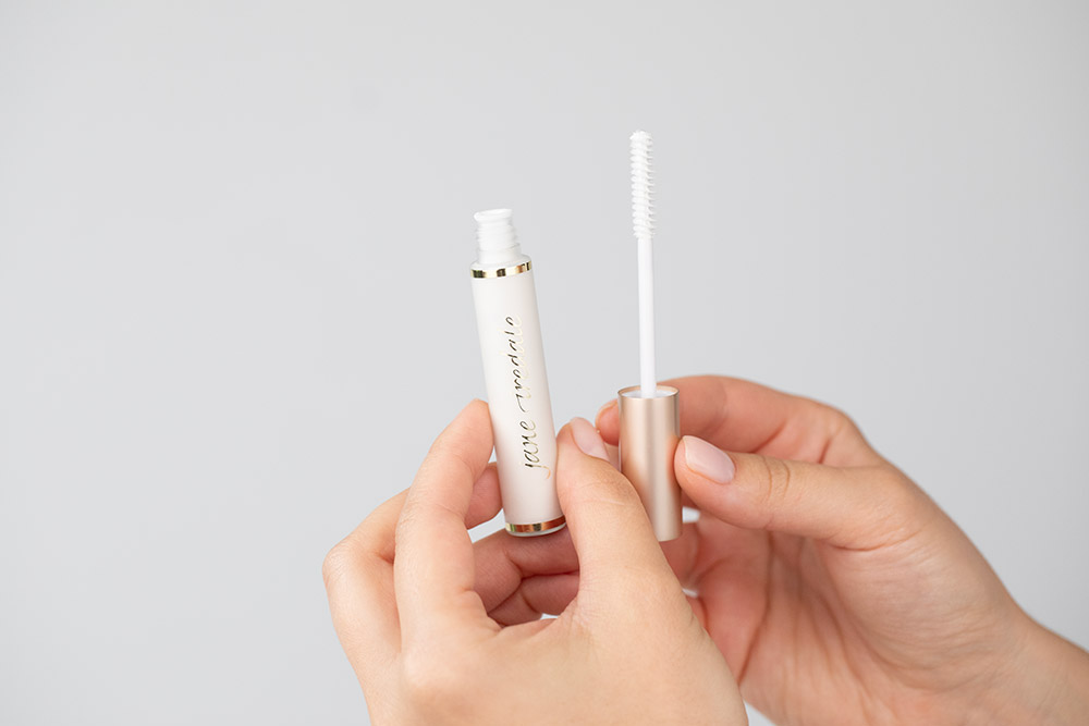 Jane Iredale Pure Lash Extender&Conditioner + Just Kissed ZESTAW Odżywka do rzęs 9 g + Pomadka do ust i policzków (kolor Forever Pink) 3 g + Kosmetyczka 1 szt