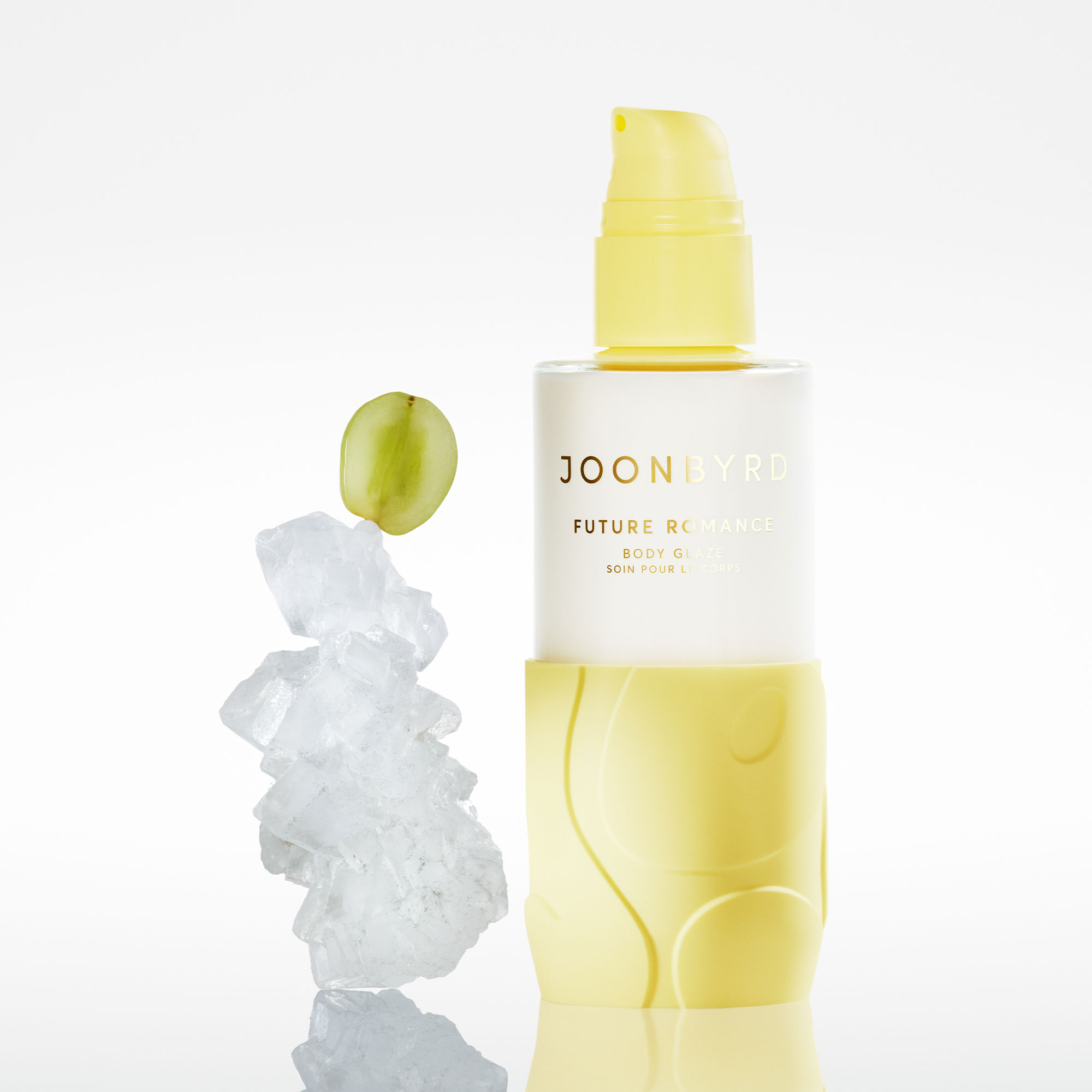 Joonbyrd Future Romance Body Glaze Eliksir do ciała z efektem glass skin o nutach zapachowych piżma, brzoskwinii, banana, kakao i fasoli tonka 200 ml