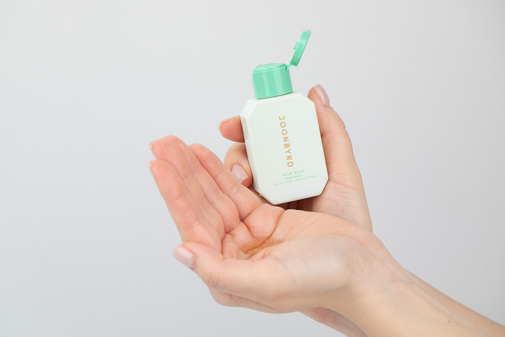 Joonbyrd We Belong Together Essentials Kit ZESTAW Mydło do rąk 50 ml + Balsam do rąk 50ml + Peeling do ciała 30 ml + Masło do ciała 30 ml + Kuracja do dłoni 10 ml