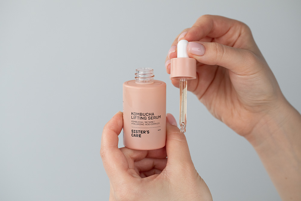 Sisters Aroma Beauty Face ZESTAW Serum liftingujące z kombuchą 30 ml + Krem intensywnie nawilżający i odżywczy 50 ml + Balsam do ust 4 g