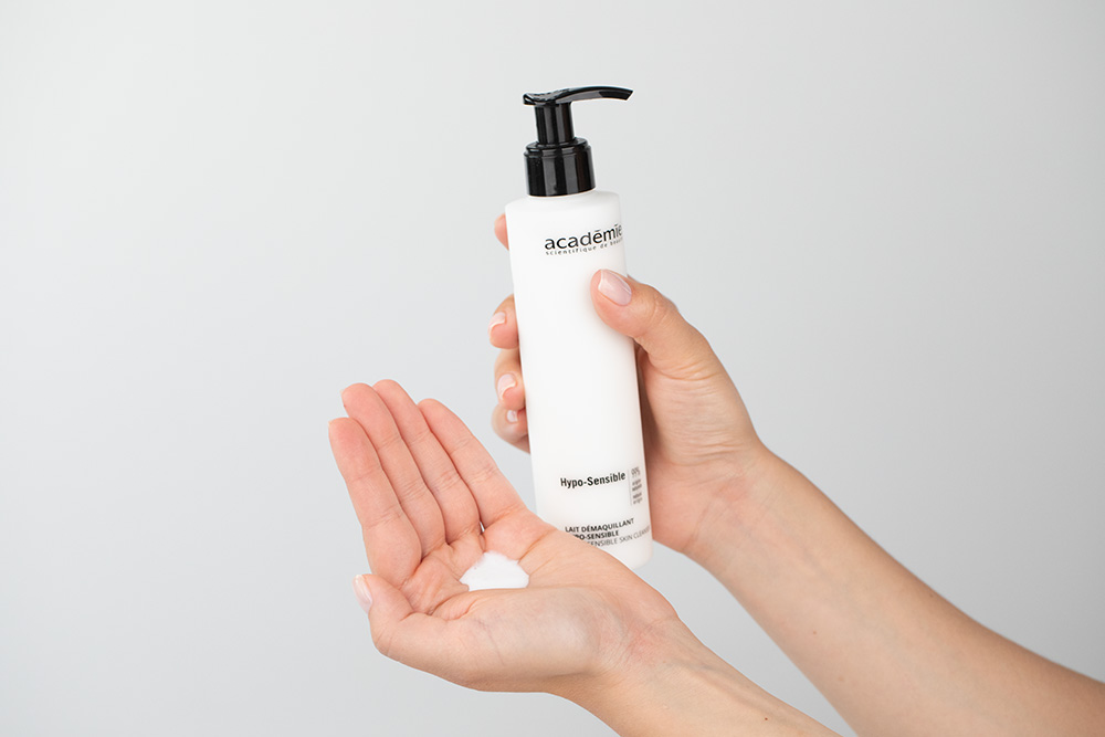 Academie Lait Demaquillant Hypo-Sensible Mleczko do demakijażu dla skóry wrażliwej 200 ml