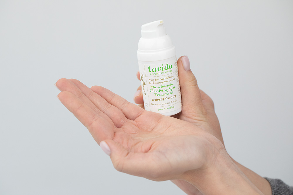 Lavido Anti Acne Treatment Set ZESTAW Żel oczyszczający 120 ml + Punktowe rozwiązanie w walce z wypryskami 30 ml + Krem oczyszczająco - matujący 50 ml