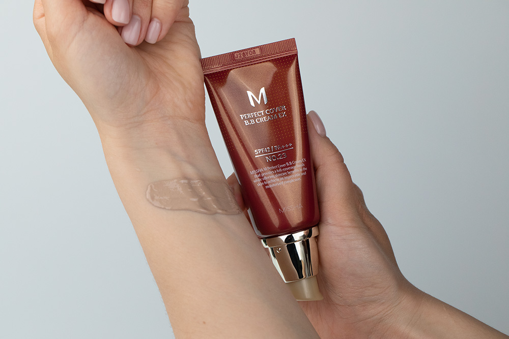 Missha BB And Clean ZESTAW Krem BB (No.23 kolor Natural Beige) 50 ml + Pianka oczyszczająca 200 ml