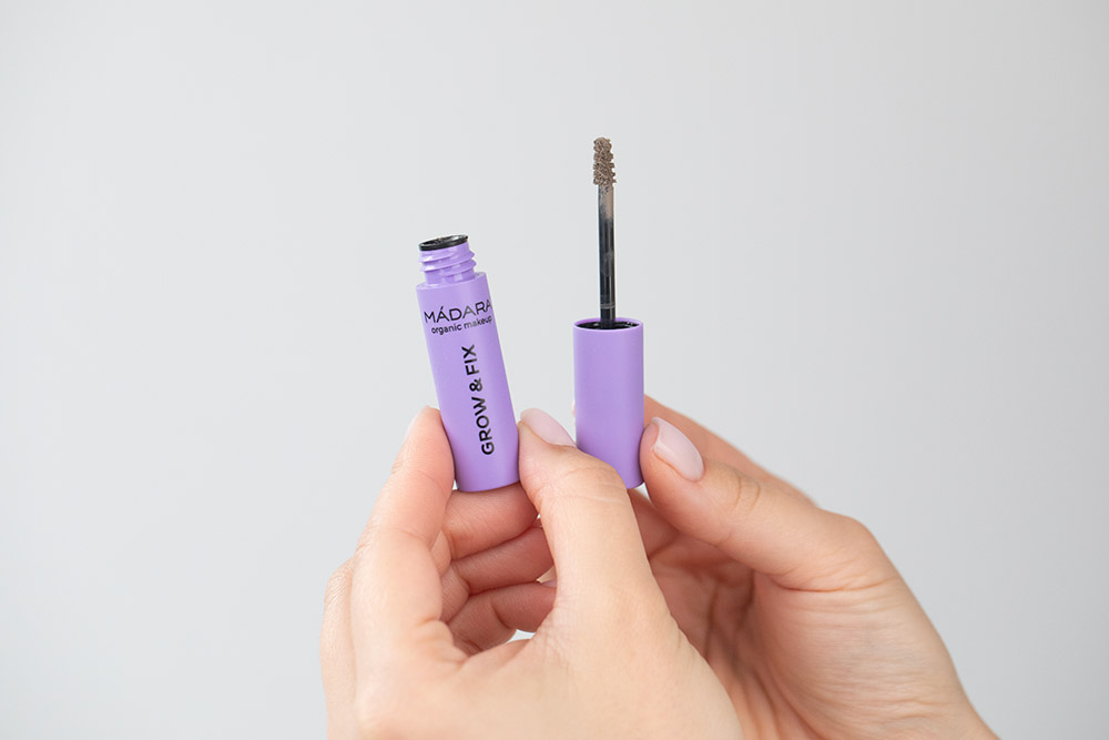 Madara Grow and Fix Serum Serum do brwi (kolor Frosty Taupe nr 3) 4,25 ml