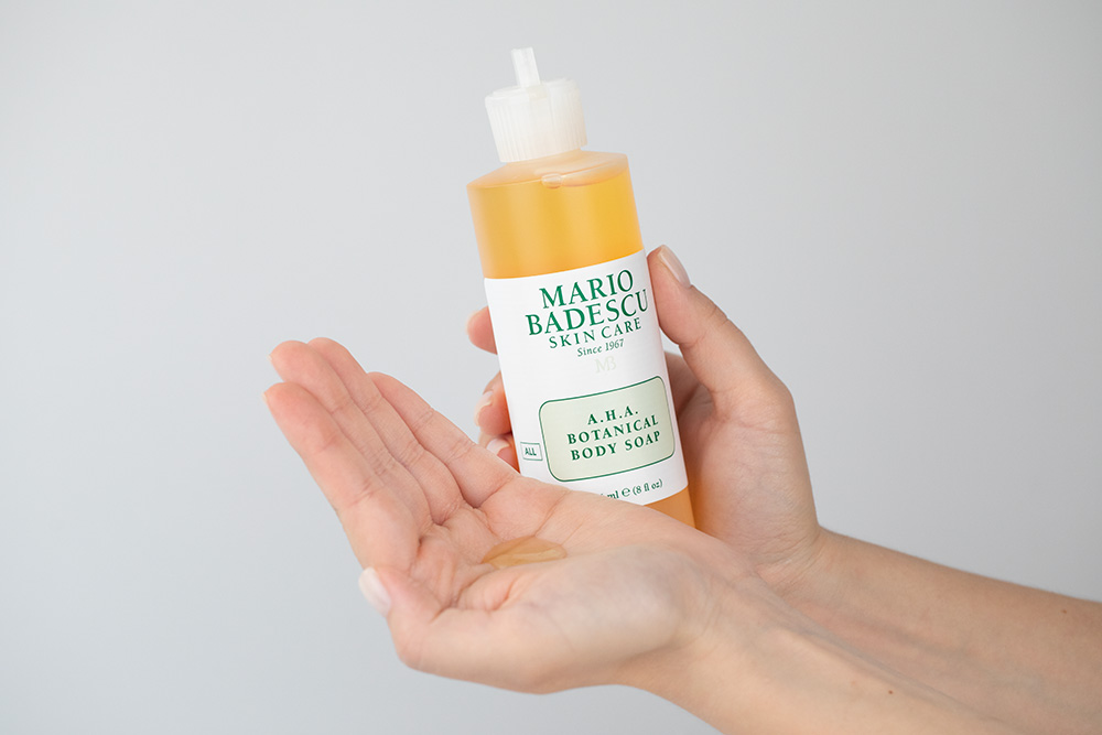 Mario Badescu AHA Botanical Body Soap Mydło do ciała z kwasami AHA 236 ml