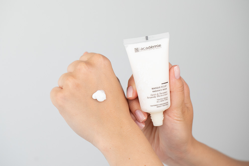 Academie Masque Eclat Rozświetlająca maska z czarnej porzeczki 50 ml