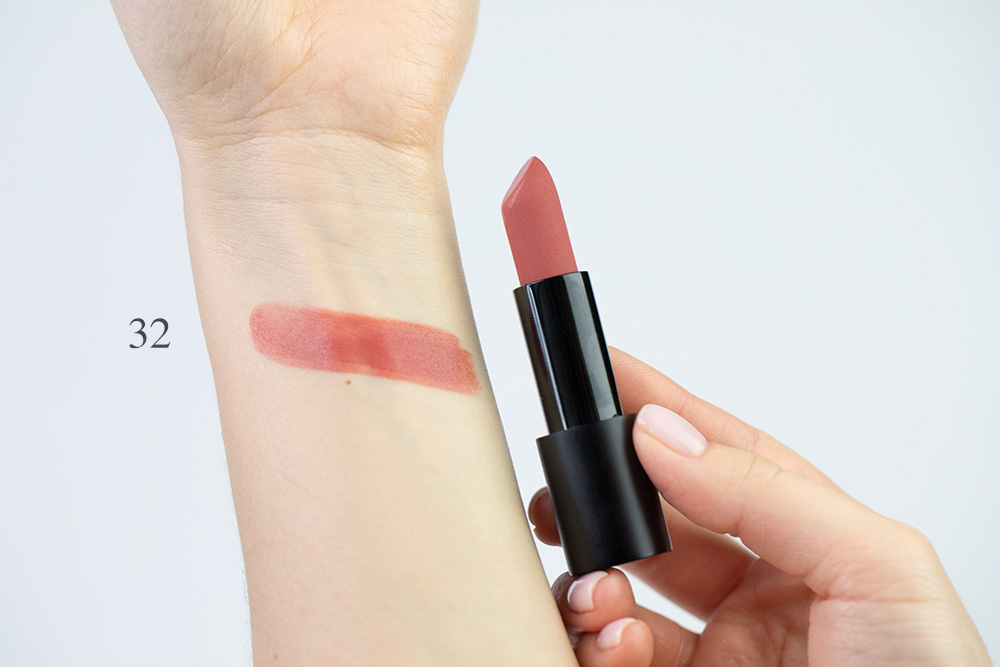 RVB LAB Make Up Matt & Velvet Lipstick Pomadka matowa - odcień Natural (nr 32) 3,5 ml