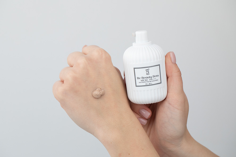 MedMelano Be Beauty Boss! Skin Perfecting BB Sunscreen SPF50+ PA ++++ Krem BB z mineralną fotoprotekcją o działaniu przeciwzapalnym 30 ml