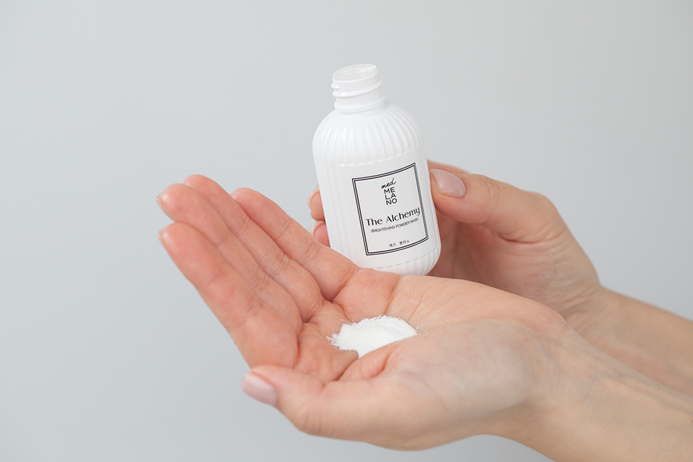 MedMelano The Alchemy Brightening Powder Wash Enzymatyczny puder myjący 35 g