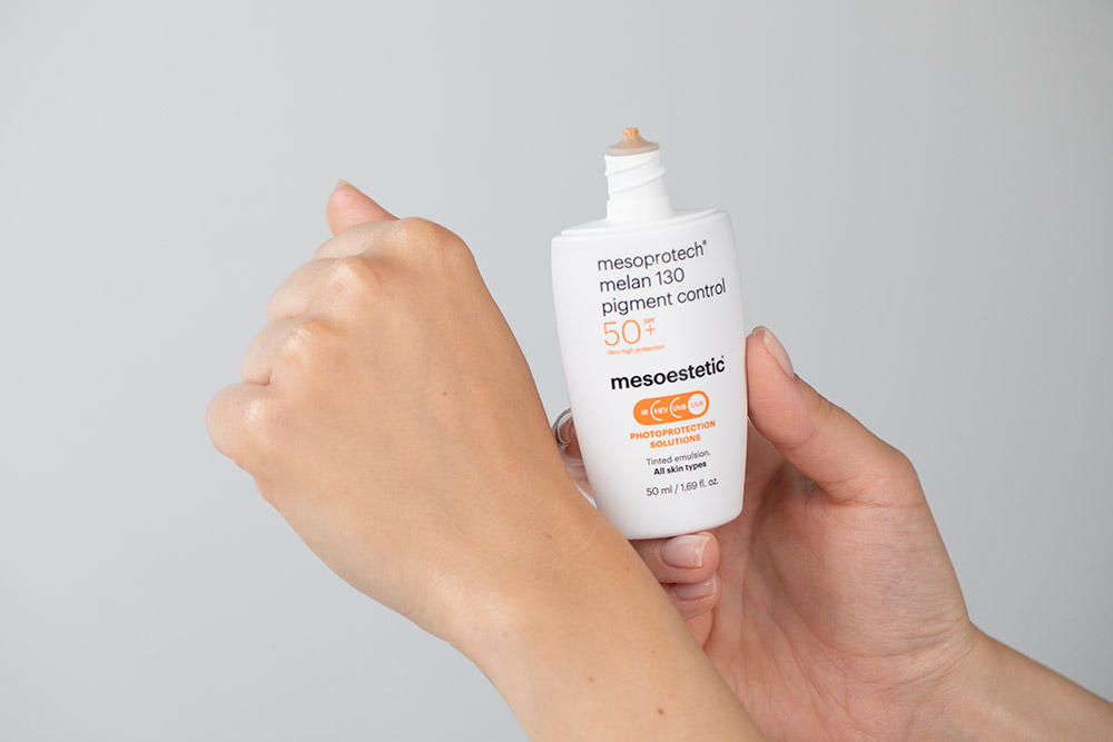 Mesoestetic Mesoprotech Melan 130 SPF 50+ Fluid koloryzujacy 50 ml