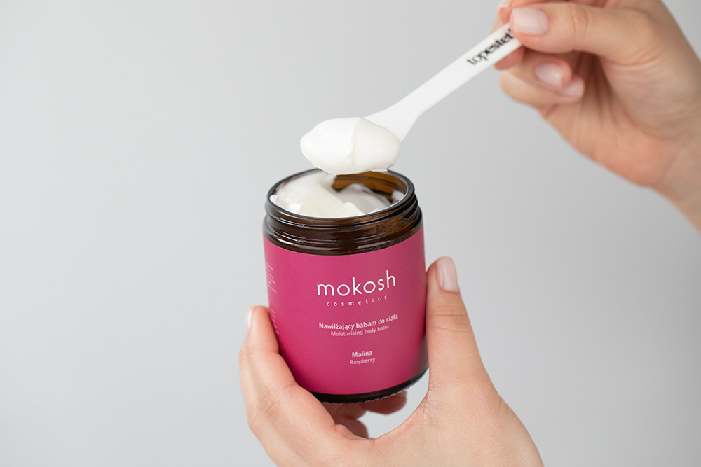 Mokosh Raspberry Total Care Set ZESTAW Balsam do ciała 180 ml + Peeling do ciała 250 ml + Balsam do ust 15 ml + Peeling do ust 15 ml + Olej z pestek Malin 100 ml