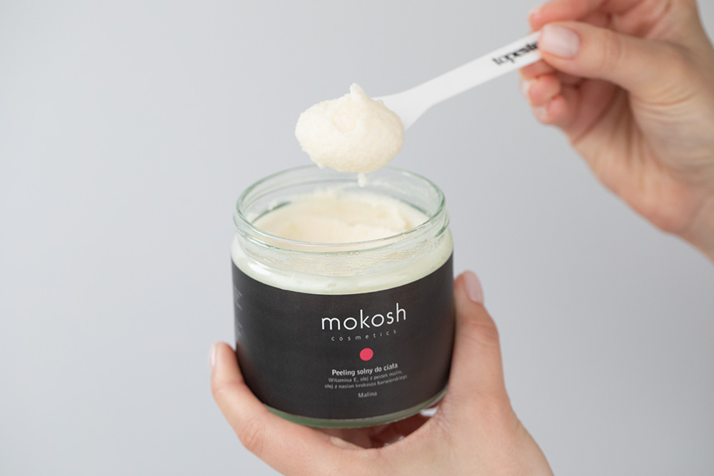 Mokosh Raspberry Total Care Set ZESTAW Balsam do ciała 180 ml + Peeling do ciała 250 ml + Balsam do ust 15 ml + Peeling do ust 15 ml + Olej z pestek Malin 100 ml