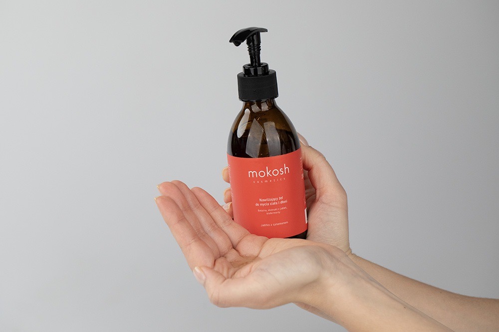 Mokosh Rodzinne Biesiadowanie ZESTAW Nawilżający żel do rąk i ciała - Jabłko z cynamonem 200 ml + Balsam do ciała - Jabłko z cynamonem 180 ml