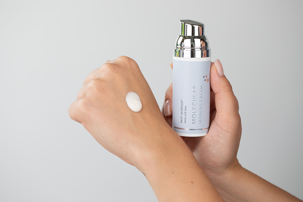 Skin Science Anti Age Set ZESTAW Odmładzające serum do twarzy 30 ml + Krem opóźniający objawy starzenia 50 g