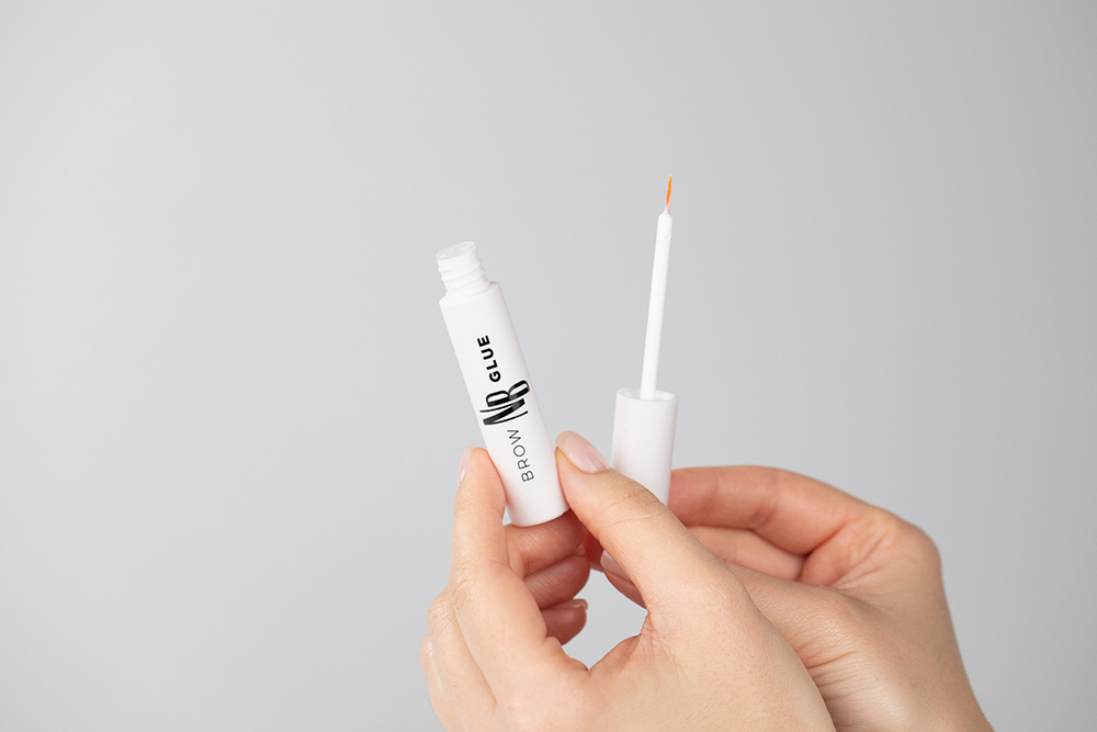 Nanobrow Lamination Kit ZESTAW Krok 2 - Utrwalacz 5 ml + Krok 1 - Płyn liftingujący do brwi 5 ml + Klej-żel do brwi 7 ml + Pędzelek 1 szt + Szczoteczka 1 szt.