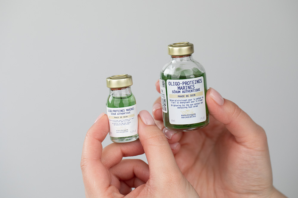 Biologique Recherche Oligo-Proteines Marines + Creme Contour des Yeux VIP O²  ZESTAW Oligoproteiny morskie. Serum energetyzujące i rozjaśniające 8 ml + Dotleniający krem anti-aging pod oczy 15 ml + Kosmetyczka Topestetic