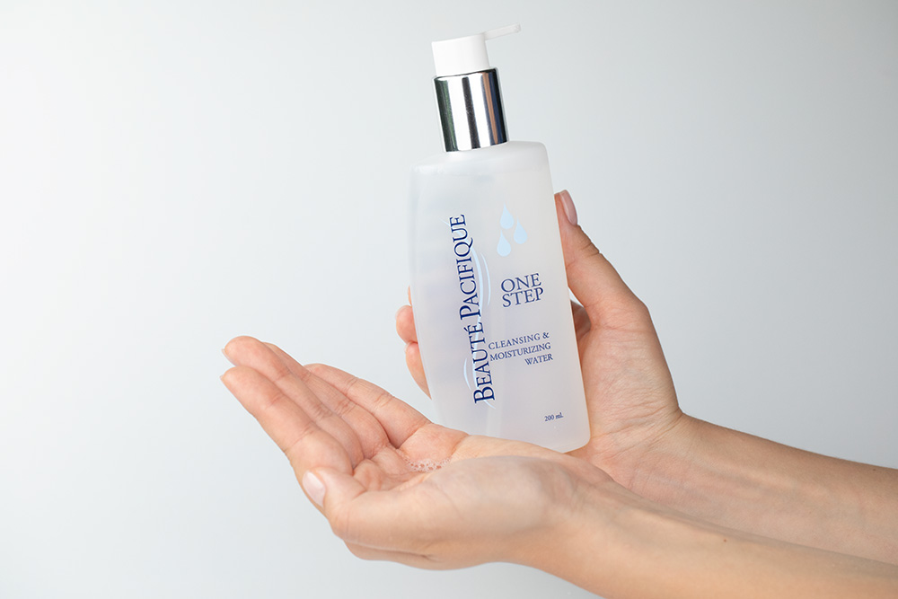 Beaute Pacifique One Step Cleansing and Moisturizing Water Oczyszczanie i nawilżanie w jednym kroku 200 ml