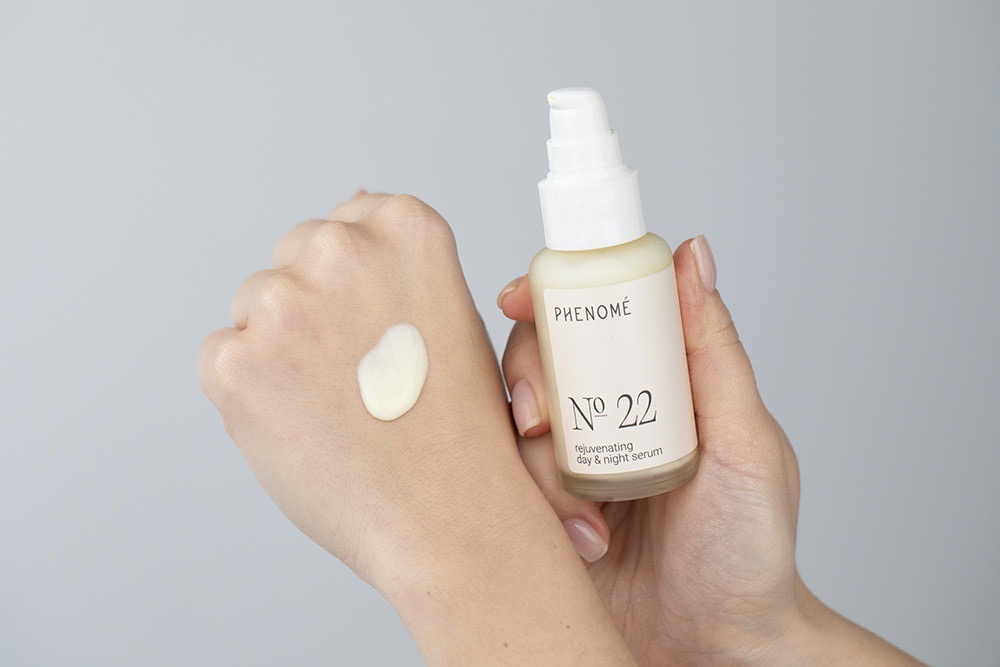 Phenome Rejuvenation And Regenerating Set ZESTAW Regenerujące serum 50 ml + Odmładzający krem 50 ml + Regenerujące masło do ciała 200 ml GRATIS