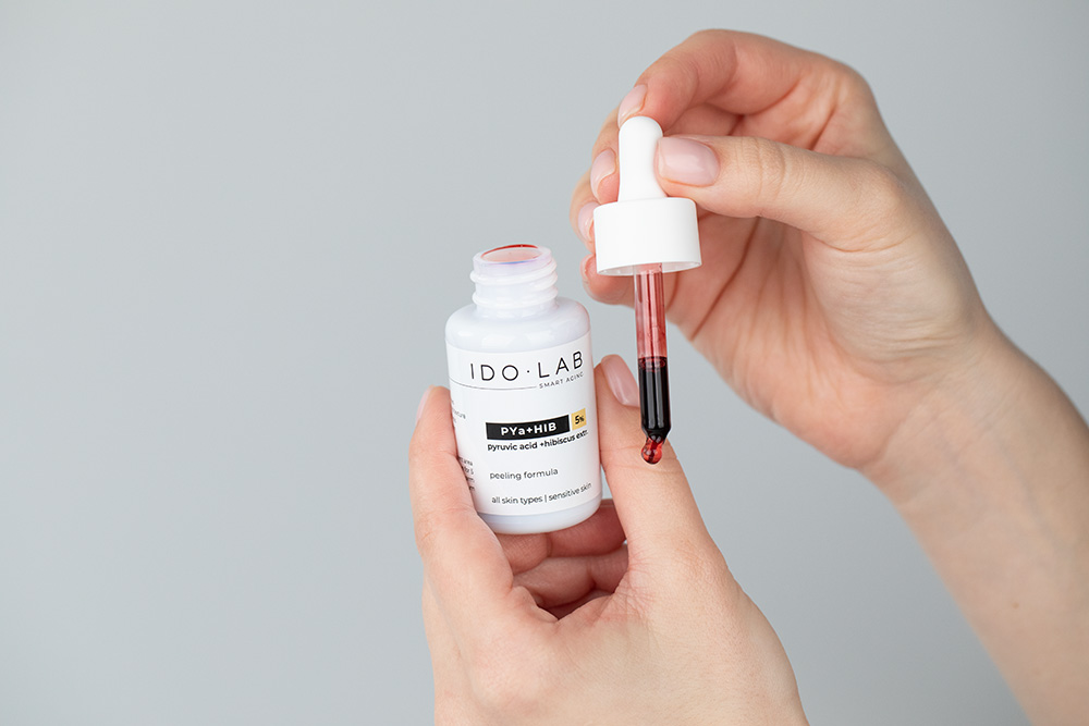 Ido Lab Renew Skin ZESTAW Peeling 30 ml + Odmładzająco - regenerujące serum z peptydem miedziowym 30 ml