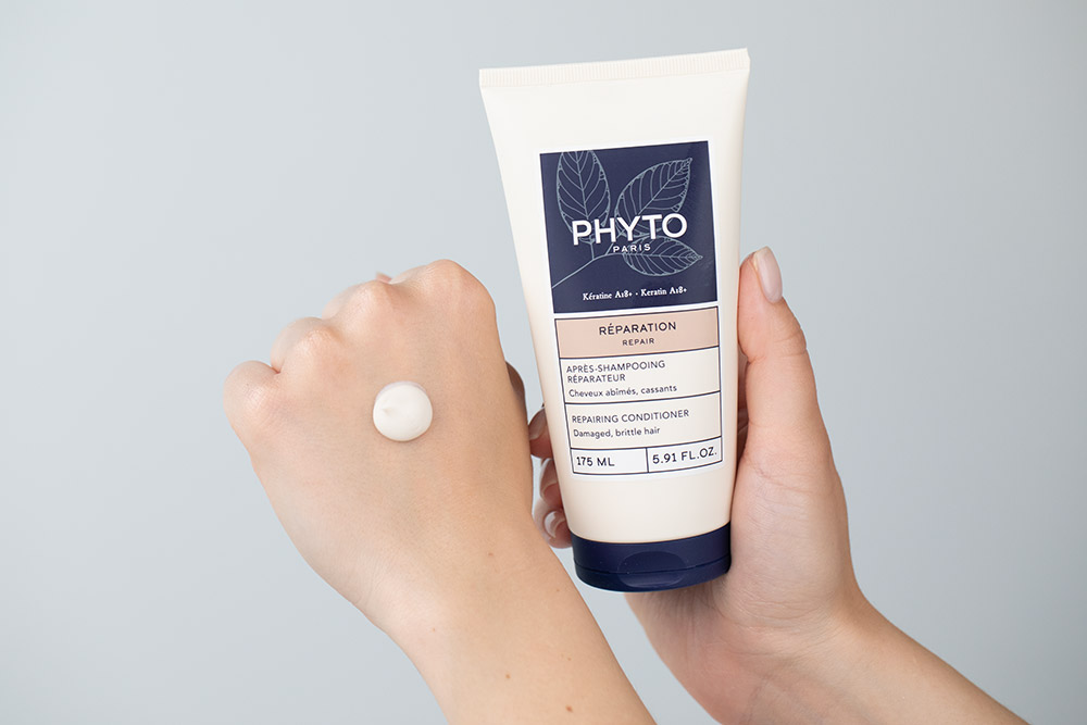 Phyto PhytoColor + Repairing Conditioner ZESTAW Farba do włosów - jasny blond (8 Blond Clair) 50+50+12 + Odbudowująca odżywka do włosów 175 ml