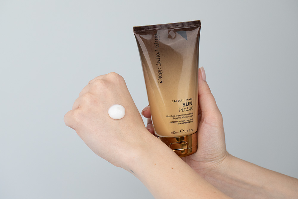 Diego dalla Palma Reparing Aftersun Mask Hair + Regenerating Aftersun Shampoo And Shower Gel ZESTAW Odbudowująca maska do włosów 150 ml + Regenerujący szampon do włosów i żel pod prysznic 300 ml