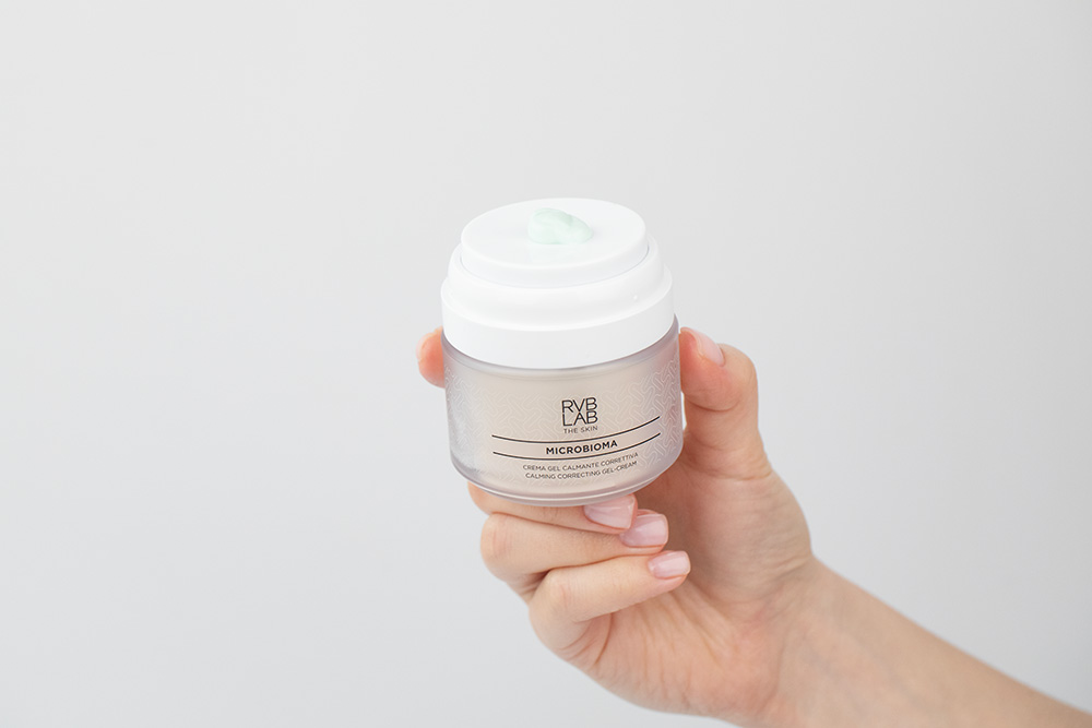 RVB LAB Make Up Calming Correcting Gel - Cream Krem-żel o działaniu równoważącym, redukujący zaczerwienienia 50 ml