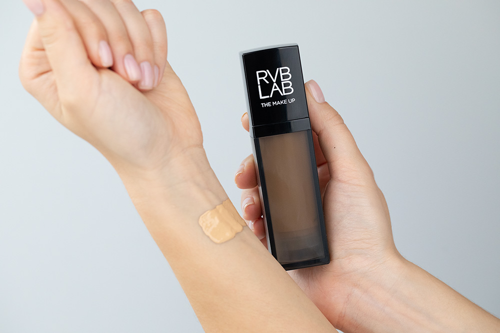 RVB LAB Make Up HD Lifting Effect Foundation Podkład z efektem liftingu (nr 62) 30 ml