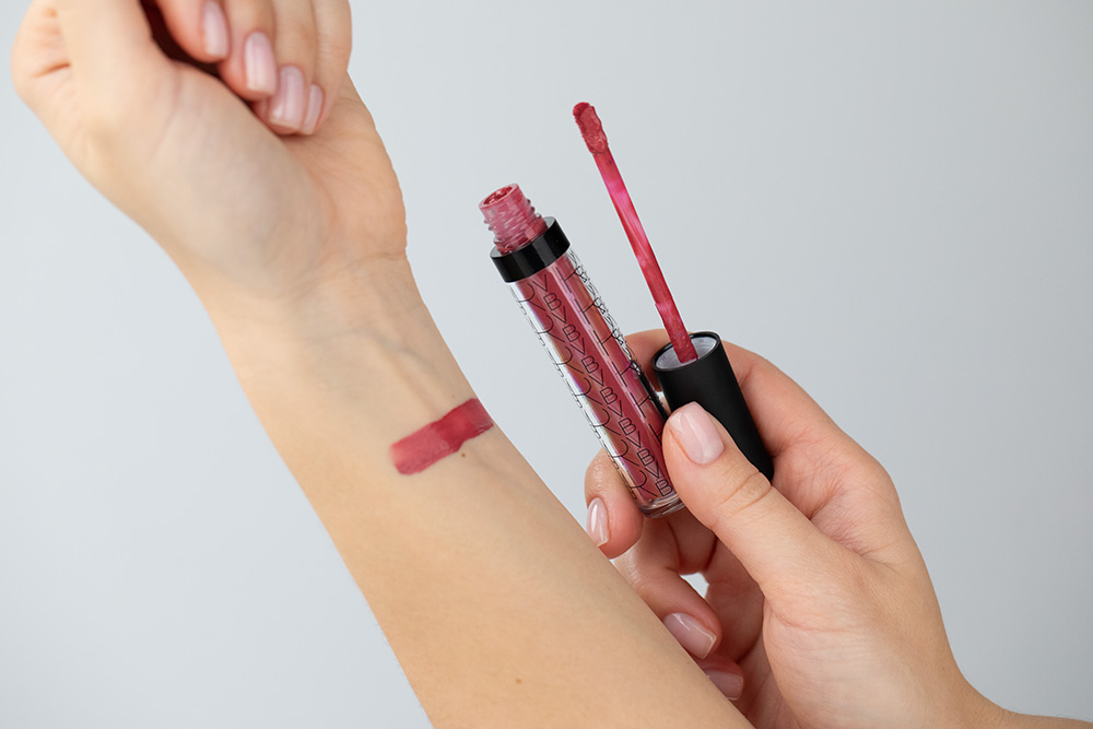 RVB LAB Make Up Liquid Matt Lipstick Long Lasting Płynna pomadka (kolor 05) 6,5 ml