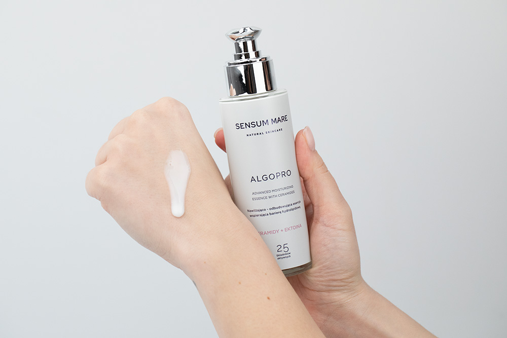 Sensum Mare Advanced Moisturizing Essence With Ceramides Nawilżająco - odbudowująca esencja wspierająca barierę hydrolipidową 100 ml