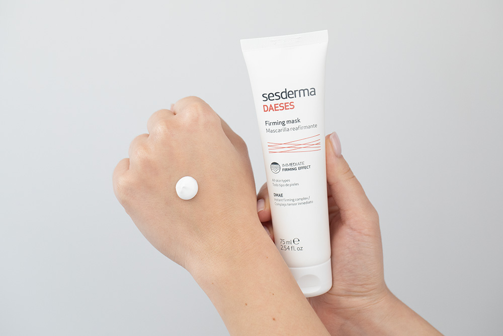 Sesderma Daeses Mask + Daeses Eye and Lip Contour Cream ZESTAW Maseczka liftingująca do twarzy 75 ml + Krem kontur oczu i ust 15 ml