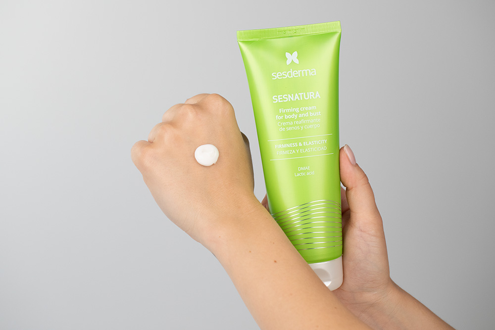 Sesderma Sesnatura Ujędrniający krem biust i ciało 250 ml