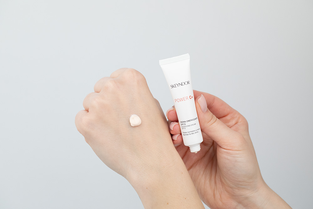 Skeyndor Power C+ Eye Contour Emulsja do pielęgnacji okolicy oczu 15 ml