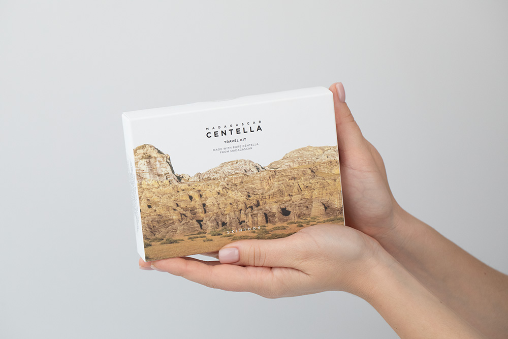 Skin1004 SKIN1004 Madagascar Centella Travel Kit ZESTAW Olejek myjący 30 ml + Oczyszczająca pianka 20 ml + Tonik 30 ml + Serum 30 ml + Krem 30 ml