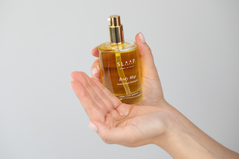 Slaap Body Map + Gua Sha ZESTAW Ujędrniający olejek do ciała i biustu 100 ml + Z drewna bukowego do masażu ciała 1 szt