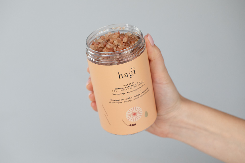 Hagi Spicy Orange 2 ZESTAW Naturalna sól himalajska 480 g + Świeca - Korzenna Pomarańcza 215 ml