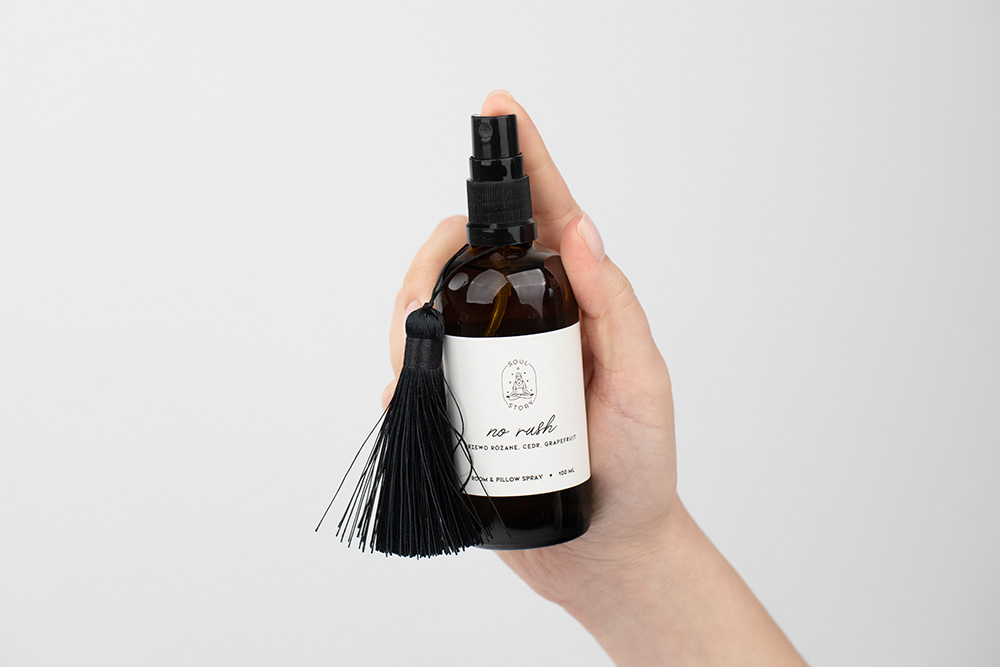 Soul Story No Rush Room And Pillow Spray Mgiełka zapachowa - zapach drewna, cytrusów oraz róży 100 ml