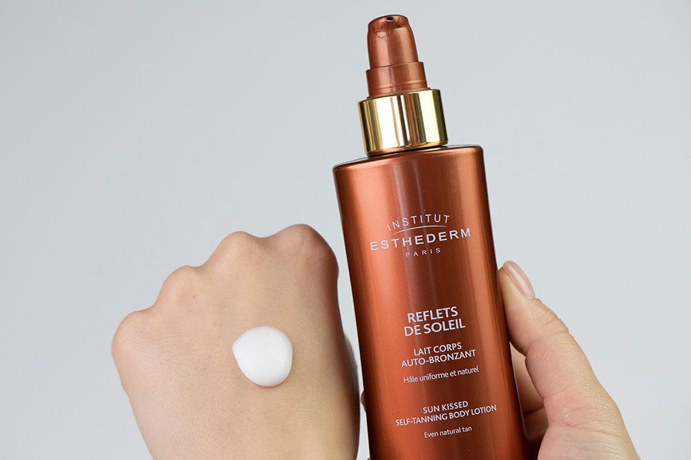 Esthederm Sun Sheen Light Tan (Body Milk) Delikatne mleczko samoopalające do ciała 150 ml